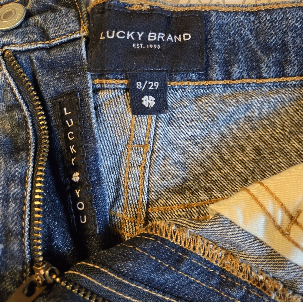 Lucky Brand Mid Short, sz 8 - Picture 6 of 6